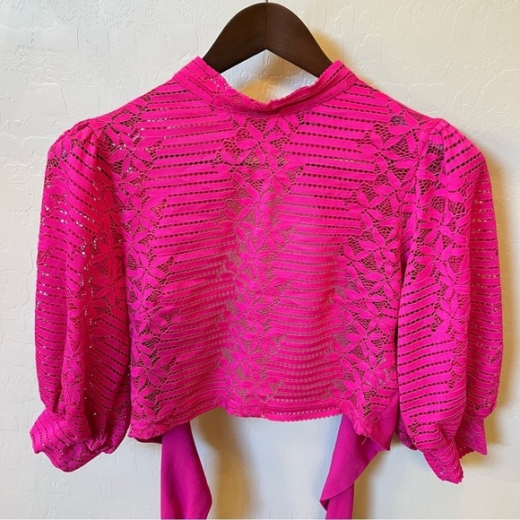 Valentine fuchsia pink backless lace crop top with wraparound sash, size L - Picture 1 of 16